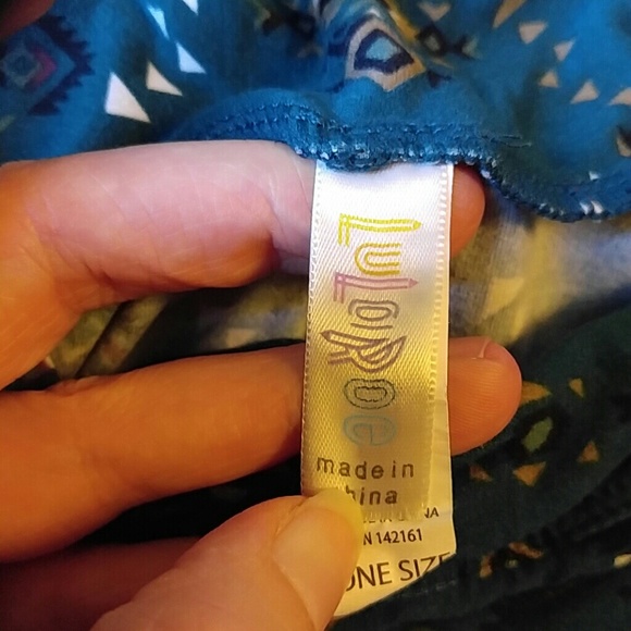 LuLaRoe Leggings one size - Picture 4 of 5